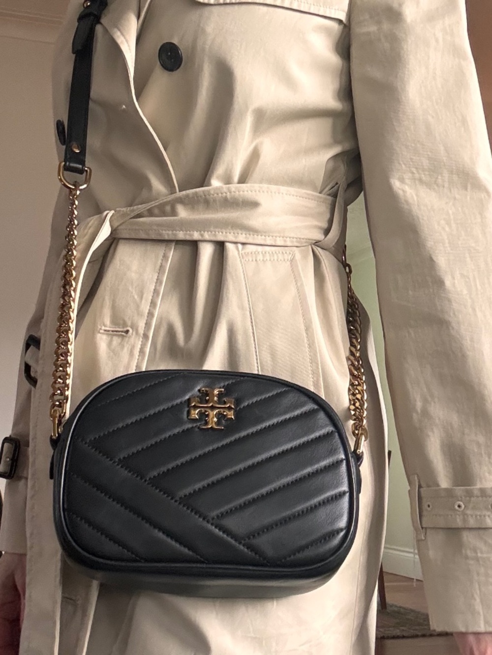 Tory Burch Kira Chevron Camera Bag | Black Leather | Gold Hardware | Excellent C